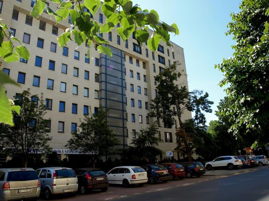 شقة Spacious Quiet Apt Close To The Belvedere Palace وارسو المظهر الخارجي الصورة